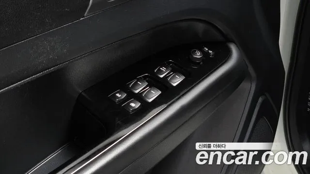 KG_Mobility_Ssangyong Rexton Новый Rexton Sport Khan Дизель 2.2 4WD — Фото автомобиля 16
