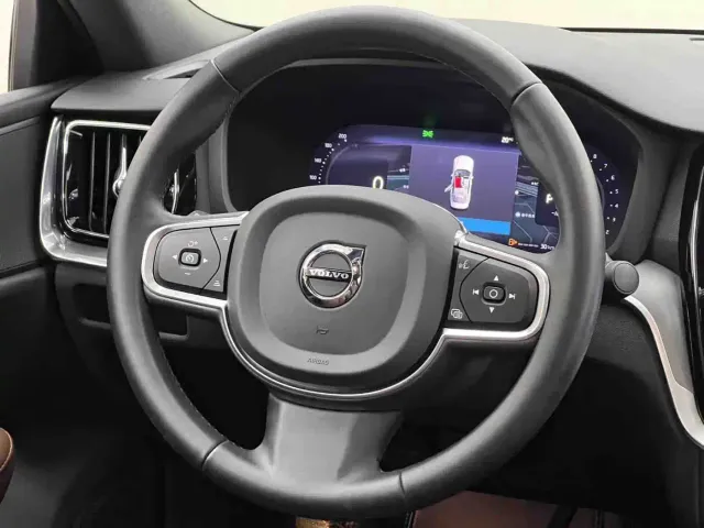 Volvo S60 — Фото автомобиля 19