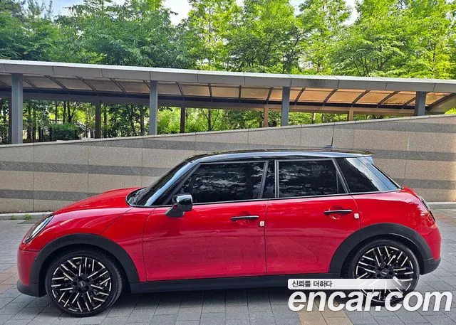 Mini Cooper — Фото автомобиля 3