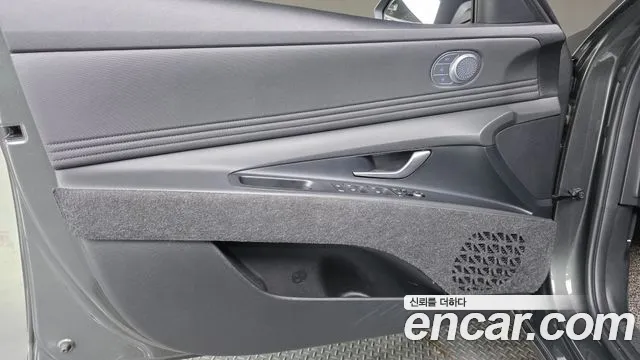 Hyundai AVANTE Avante (CN7) — Фото автомобиля 19