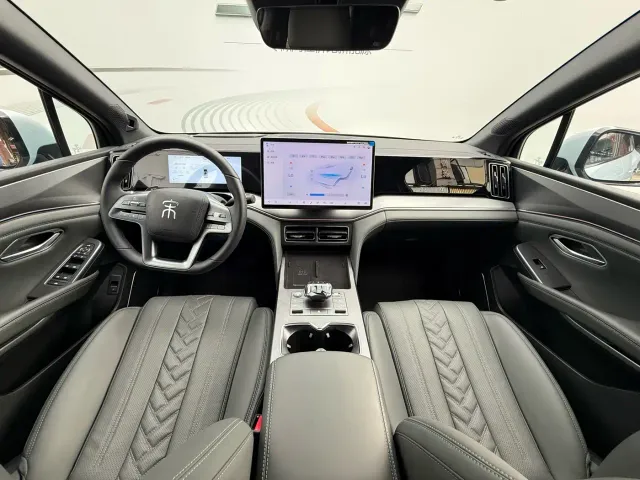 BYD Song L DM-i — Фото автомобиля 9