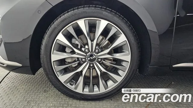 Kia K8 2.5 Бензин 2WD — Фото автомобиля 5