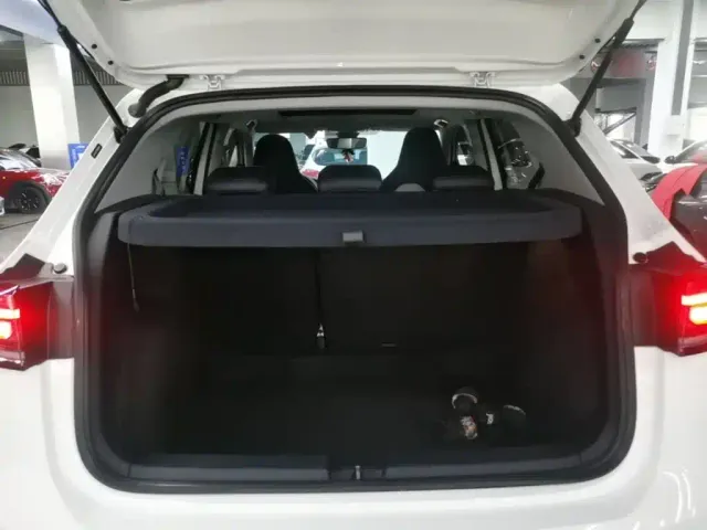 Volkswagen Tharu — Фото автомобиля 18