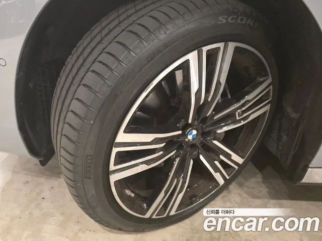 BMW 7 Series G70 — Фото автомобиля 5