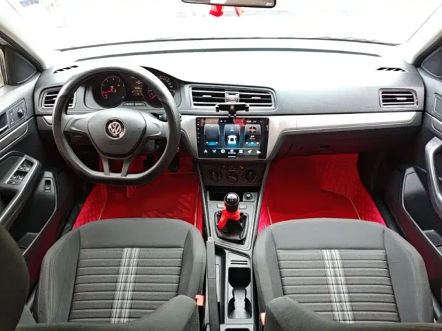 Volkswagen Lavida — Фото автомобиля 9