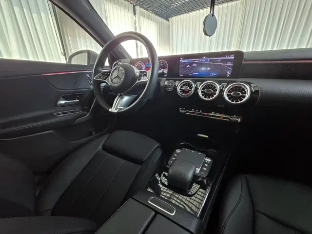 Mercedes-Benz A-Class — Фото автомобиля 10