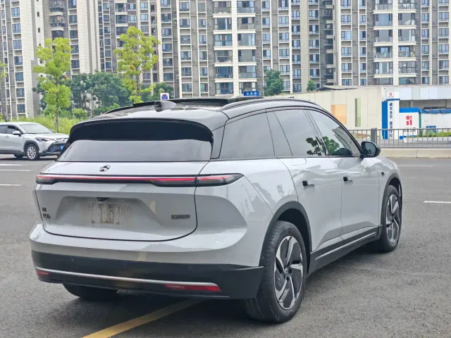Nio ES6 — Фото автомобиля 8