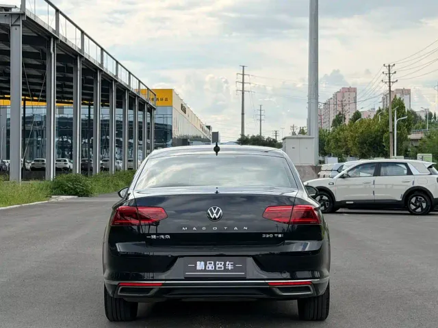 Volkswagen Magotan — Фото автомобиля 10