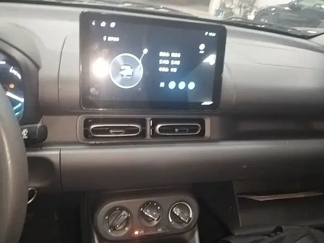 Wuling Hongguang — Фото автомобиля 12