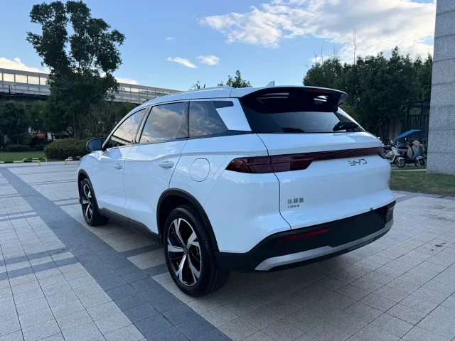BYD Song Pro — Фото автомобиля 14