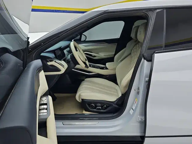 BYD Song L EV — Фото автомобиля 9