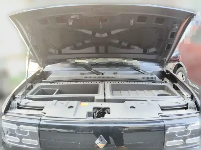 Baojun Yep — Фото автомобиля 3