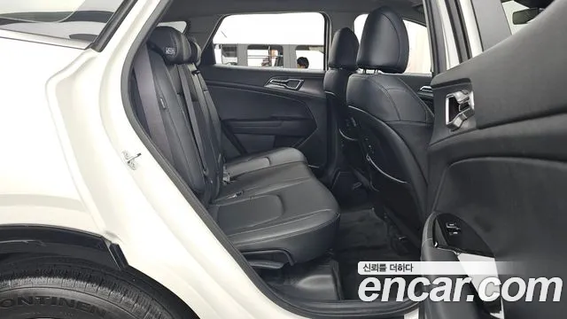 Kia Sportage Sportage 5-е поколение Дизель 2.0 2WD — Фото автомобиля 12