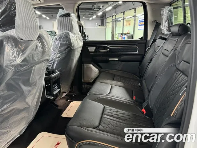 Dodge Ram Pick Up — Фото автомобиля 10