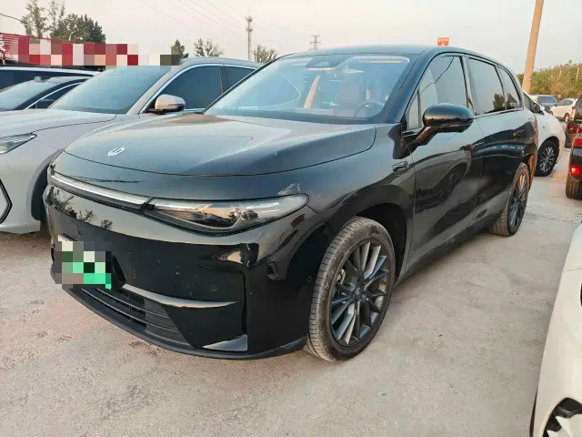 Фотография автомобиля — Leapmotor C10