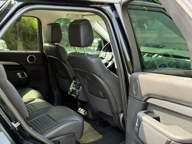 Land Rover Discovery — Фото автомобиля 6