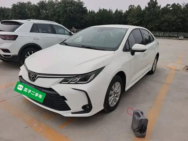 Фотография автомобиля — Toyota Corolla
