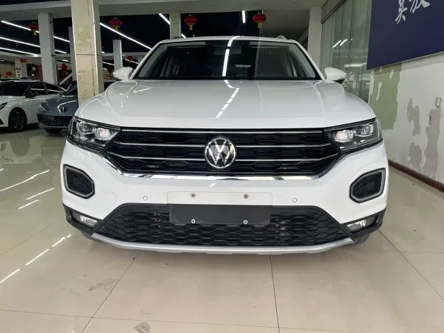 Volkswagen T-Roc — Фото автомобиля 2