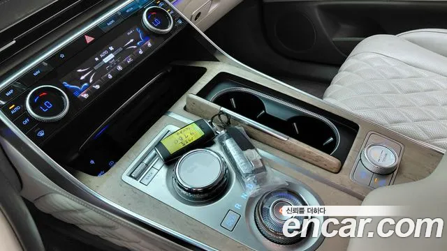Genesis GV80 2.5T Бензин AWD — Фото автомобиля 2