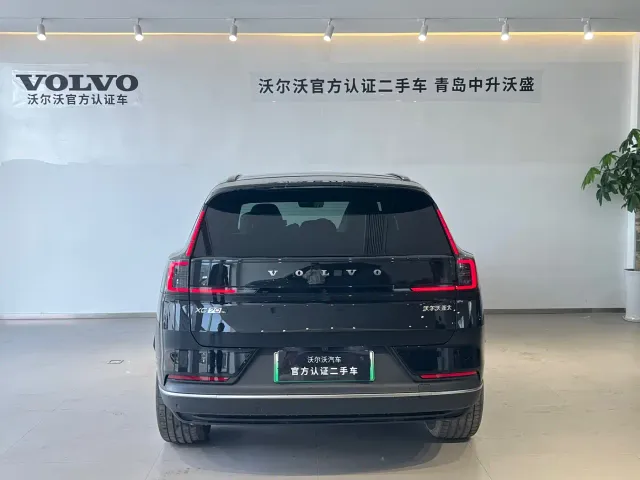 Volvo XC70 Plug-in Hybrid — Фото автомобиля 5