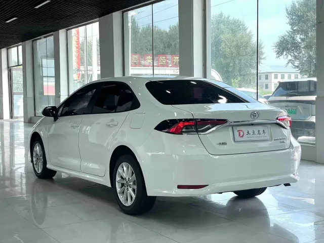 Toyota Corolla — Фото автомобиля 4
