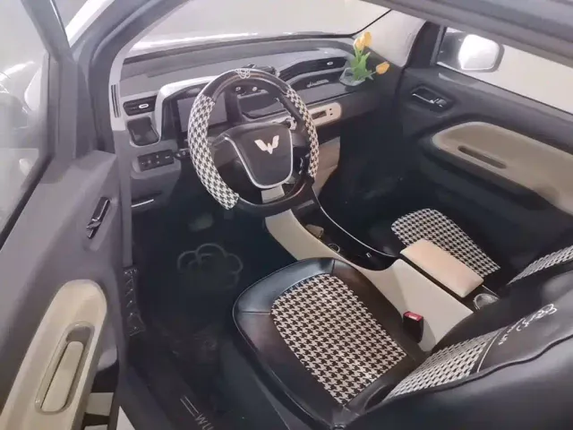Wuling Hongguang Mini EV — Фото автомобиля 15