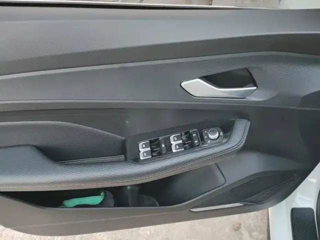 Geely Binrui — Фото автомобиля 7