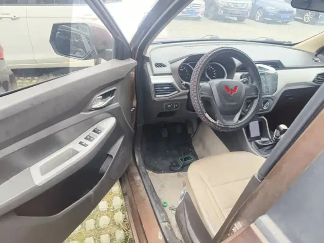 Wuling Motors Wuling Hongguang 2021 1.5L Facelift S Comfort Electric Power Steering LAR — Фото автомобиля 15