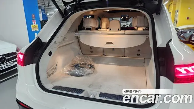 Mercedes-Benz EQS — Фото автомобиля 19