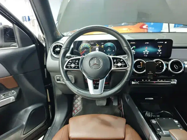 Mercedes-Benz GLB-Class — Фото автомобиля 6