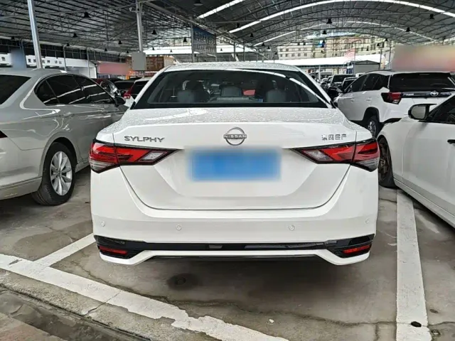 Nissan Sylphy — Фото автомобиля 5