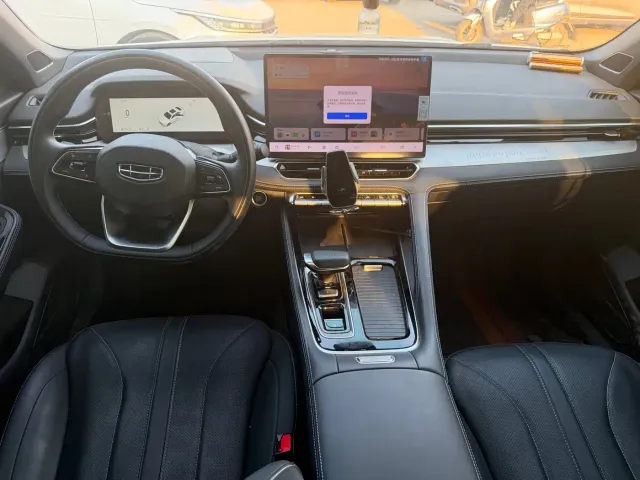 Geely Xingrui — Фото автомобиля 9