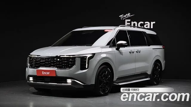 Фотография автомобиля — Kia Carnival Generation 4