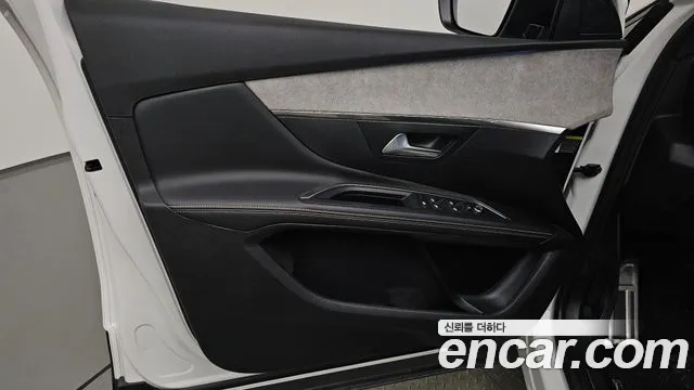 Peugeot 5008 — Фото автомобиля 20