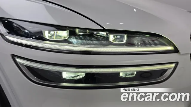 Genesis GV70 — Фото автомобиля 7