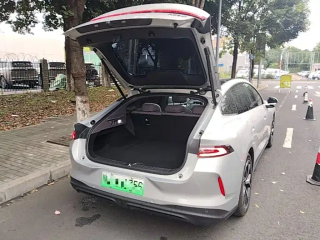 Changan Qiyuan A06 — Фото автомобиля 18