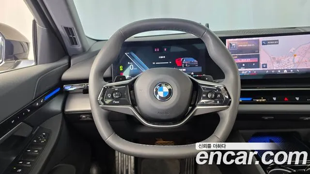 BMW 5 Series G60 — Фото автомобиля 18