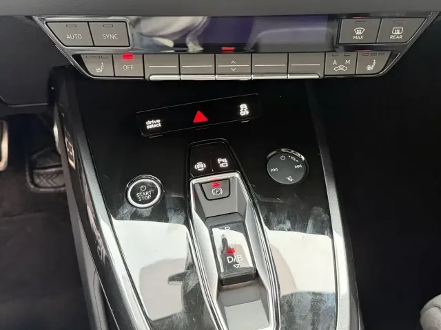 Audi Audi Q4 e-tron 2023 40 e-tron Creation Night Edition — Фото автомобиля 17