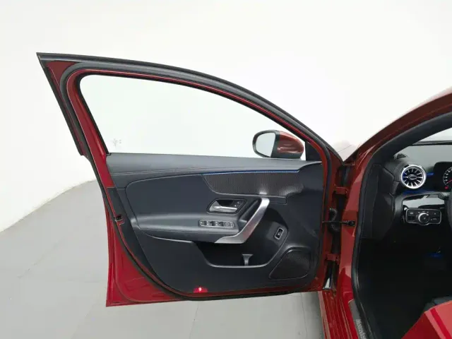 Mercedes-Benz A-Class — Фото автомобиля 8