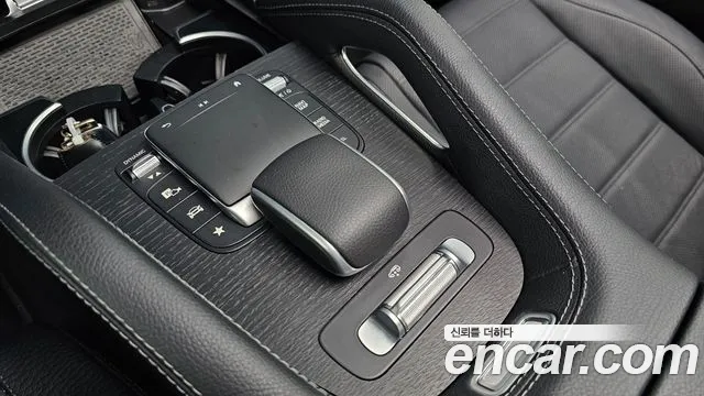 Mercedes-Benz GLE-Class — Фото автомобиля 14