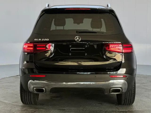 Mercedes-Benz GLB-Class — Фото автомобиля 24