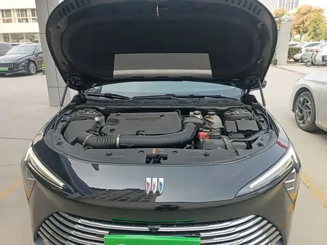 Buick LaCrosse — Фото автомобиля 19