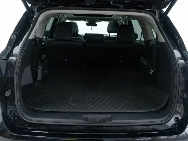 Toyota Highlander — Фото автомобиля 15