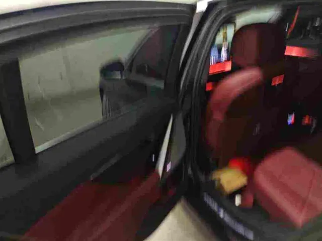 BMW 5 Series — Фото автомобиля 9