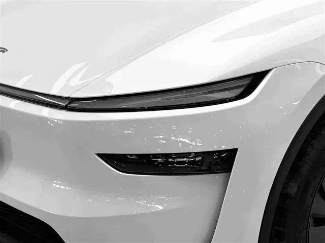Tesla Model Y — Фото автомобиля 4