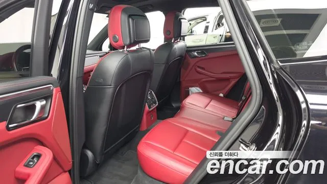 Porsche Macan — Фото автомобиля 16