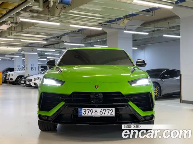 Lamborghini Urus — Фото автомобиля 2