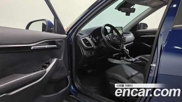 Kia Seltos — Фото автомобиля 11