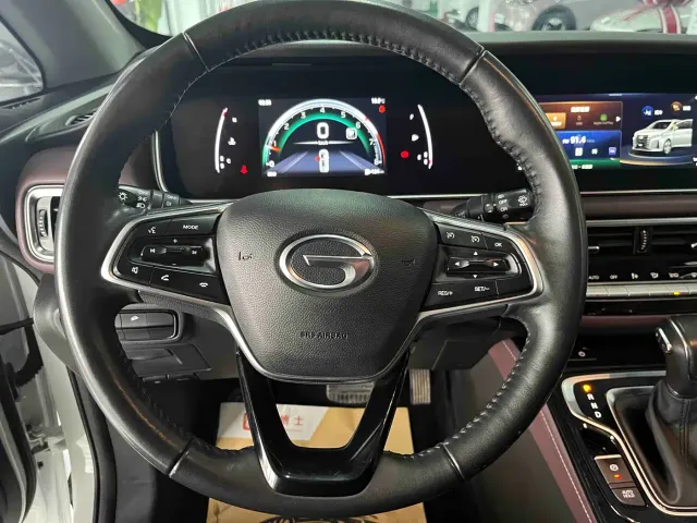 GAC Trumpchi M6 — Фото автомобиля 7