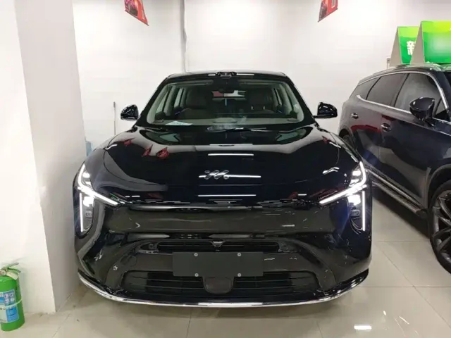 IM Motors LS6 — Фото автомобиля 2